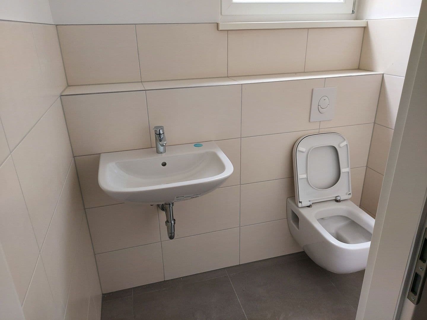 Pronájem nebytového prostoru 137 m², Allerheiligenstr. 13, Frankfurt, Hessen Pronájem nebytového prostoru 137 m², Allerheiligenstr. 13, Frankfurt, Hessen