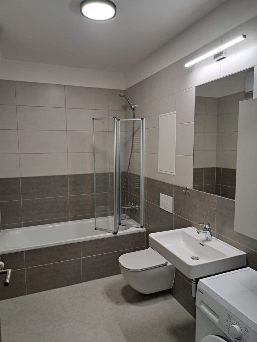 Pronájem bytu 1+kk 41 m², Honzíkova, Praha, Praha Pronájem bytu 1+kk 41 m², Honzíkova, Praha, Praha