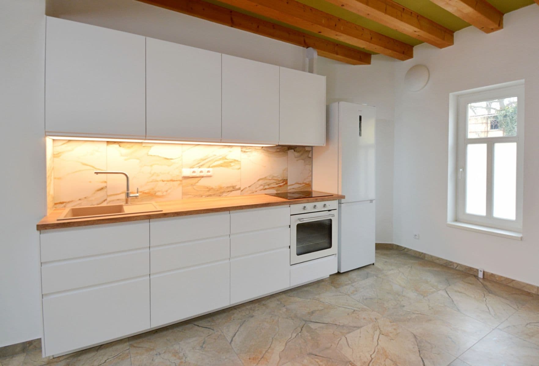 Pronájem bytu 2+kk 87 m², Chodovická, Praha, Praha Pronájem bytu 2+kk 87 m², Chodovická, Praha, Praha