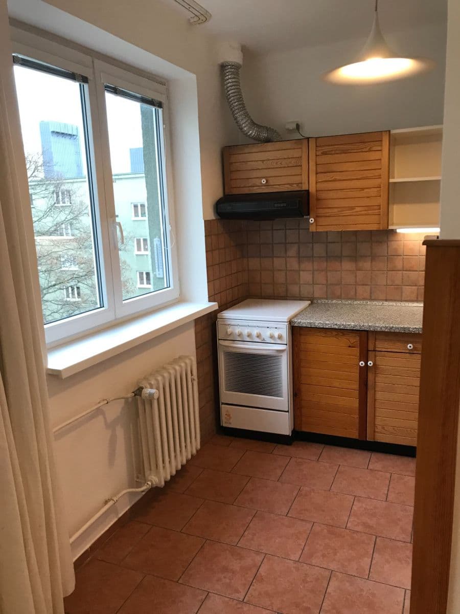 Pronájem bytu 2+kk 44 m², Pod Rapidem, Praha, Praha Pronájem bytu 2+kk 44 m², Pod Rapidem, Praha, Praha