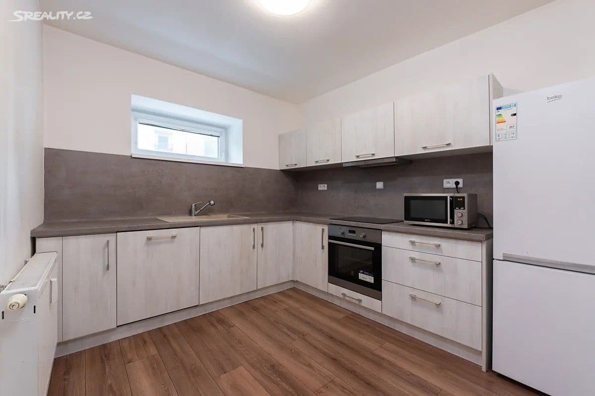 Pronájem bytu 2+1 53 m², Chomutovská, Most, Ústecký kraj Pronájem bytu 2+1 53 m², Chomutovská, Most, Ústecký kraj