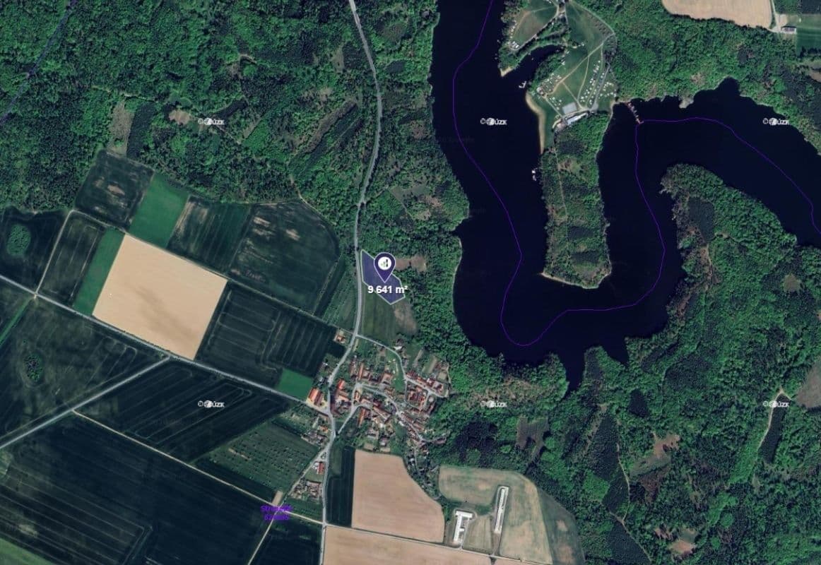 Prodej pozemku 9.641 m², Stropešín, Kraj Vysočina Prodej pozemku 9.641 m², Stropešín, Kraj Vysočina