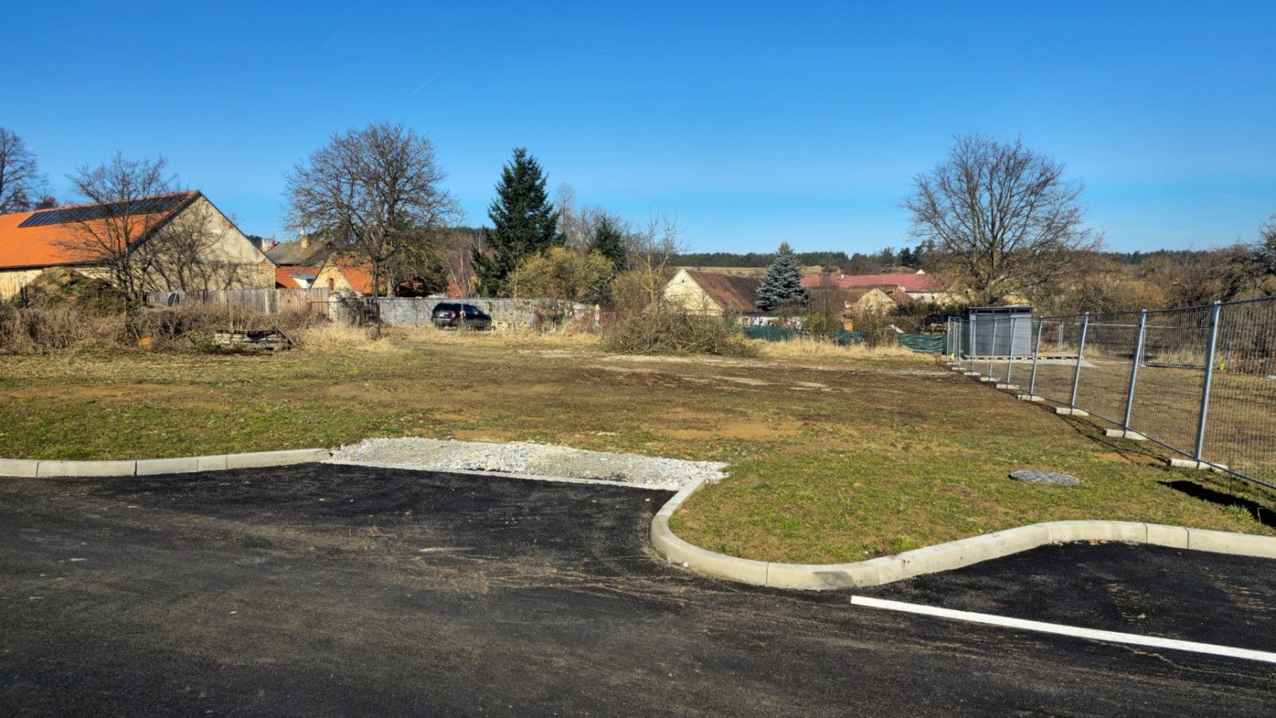 Prodej pozemku 1.100 m², Dobev, Jihočeský kraj Prodej pozemku 1.100 m², Dobev, Jihočeský kraj