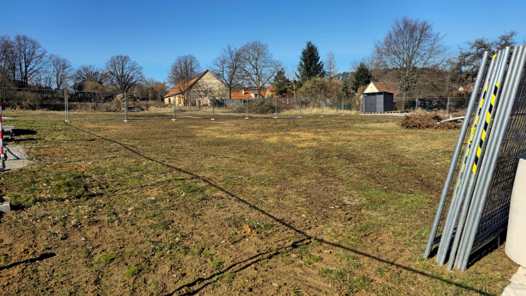 Prodej pozemku 1.100 m², Dobev, Jihočeský kraj Prodej pozemku 1.100 m², Dobev, Jihočeský kraj