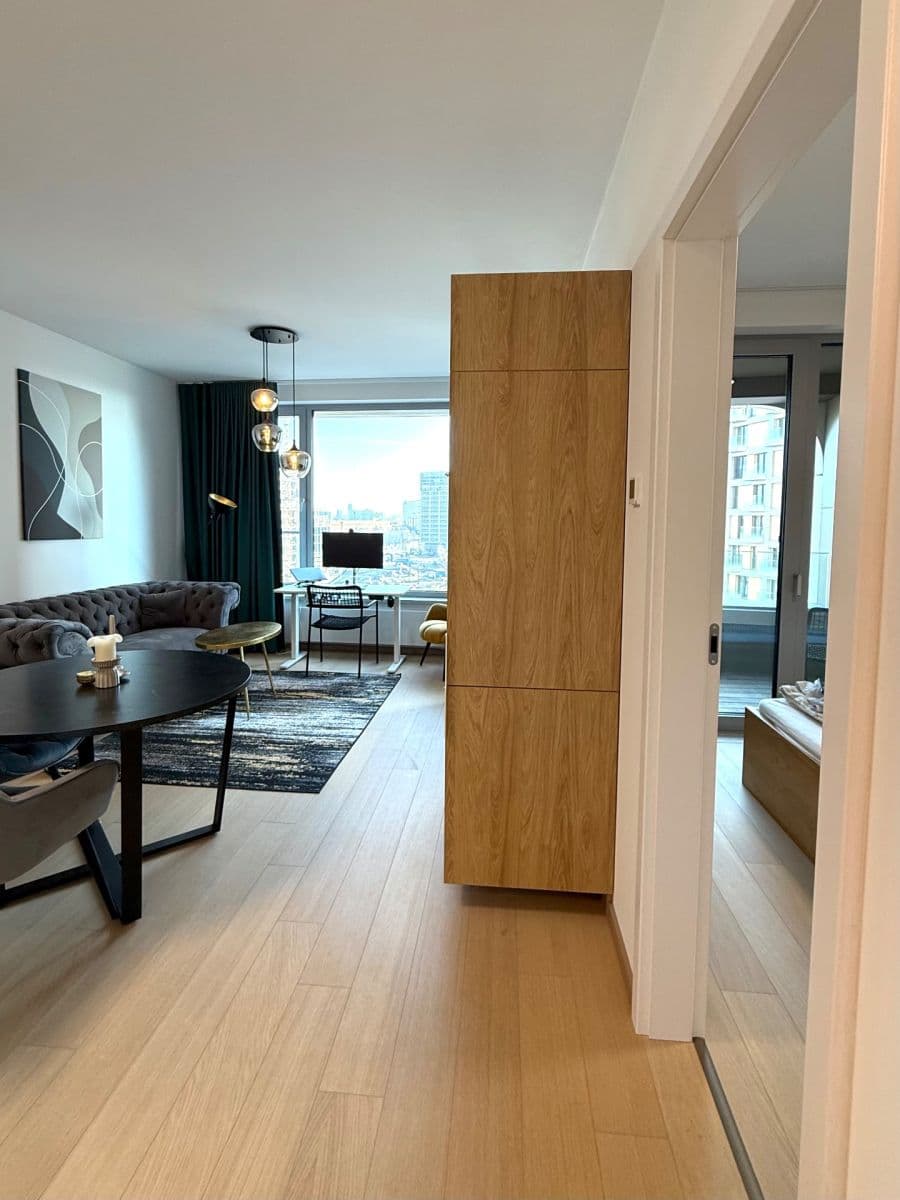 Pronájem bytu 2+1 48 m², Bottova, Bratislava - mestská časť Staré Mesto, Bratislavský kraj Pronájem bytu 2+1 48 m², Bottova, Bratislava - mestská časť Staré Mesto, Bratislavský kraj