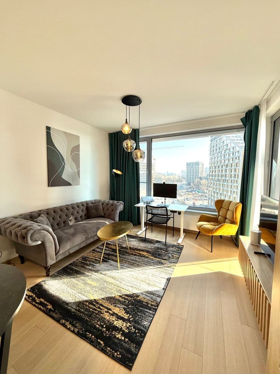 Pronájem bytu 2+1 48 m², Bottova, Bratislava - mestská časť Staré Mesto, Bratislavský kraj Pronájem bytu 2+1 48 m², Bottova, Bratislava - mestská časť Staré Mesto, Bratislavský kraj