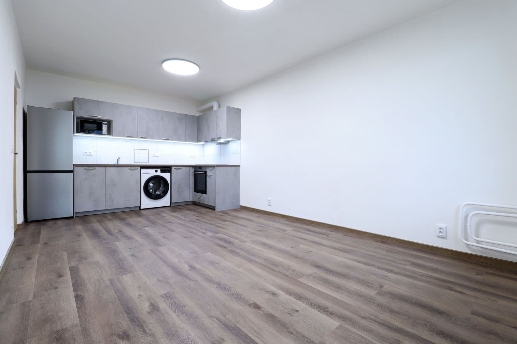Pronájem bytu 2+kk 43 m², Jemnická, Praha, Praha Pronájem bytu 2+kk 43 m², Jemnická, Praha, Praha