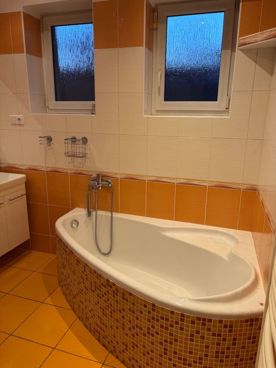 Pronájem bytu 3+kk 80 m², Aloise Jiráska, Příbram, Středočeský kraj Pronájem bytu 3+kk 80 m², Aloise Jiráska, Příbram, Středočeský kraj