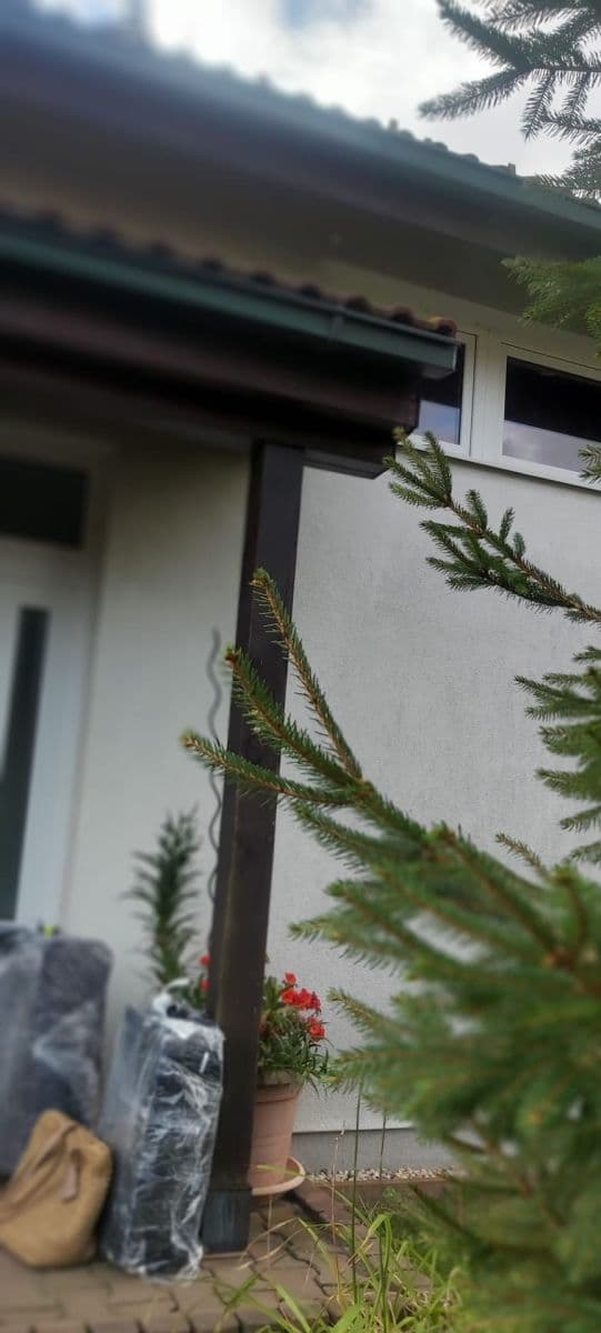 Prodej domu 107 m², pozemek 600 m², U Potoka, Mukařov, Středočeský kraj Prodej domu 107 m², pozemek 600 m², U Potoka, Mukařov, Středočeský kraj