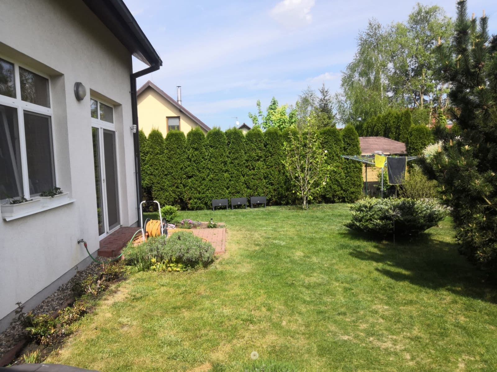 Prodej domu 107 m², pozemek 600 m², U Potoka, Mukařov, Středočeský kraj Prodej domu 107 m², pozemek 600 m², U Potoka, Mukařov, Středočeský kraj