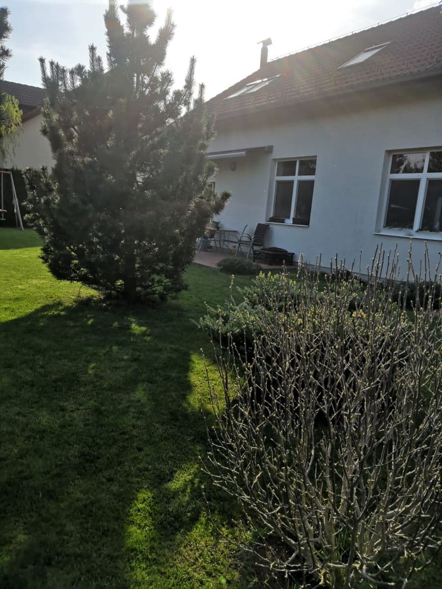 Prodej domu 107 m², pozemek 600 m², U Potoka, Mukařov, Středočeský kraj Prodej domu 107 m², pozemek 600 m², U Potoka, Mukařov, Středočeský kraj