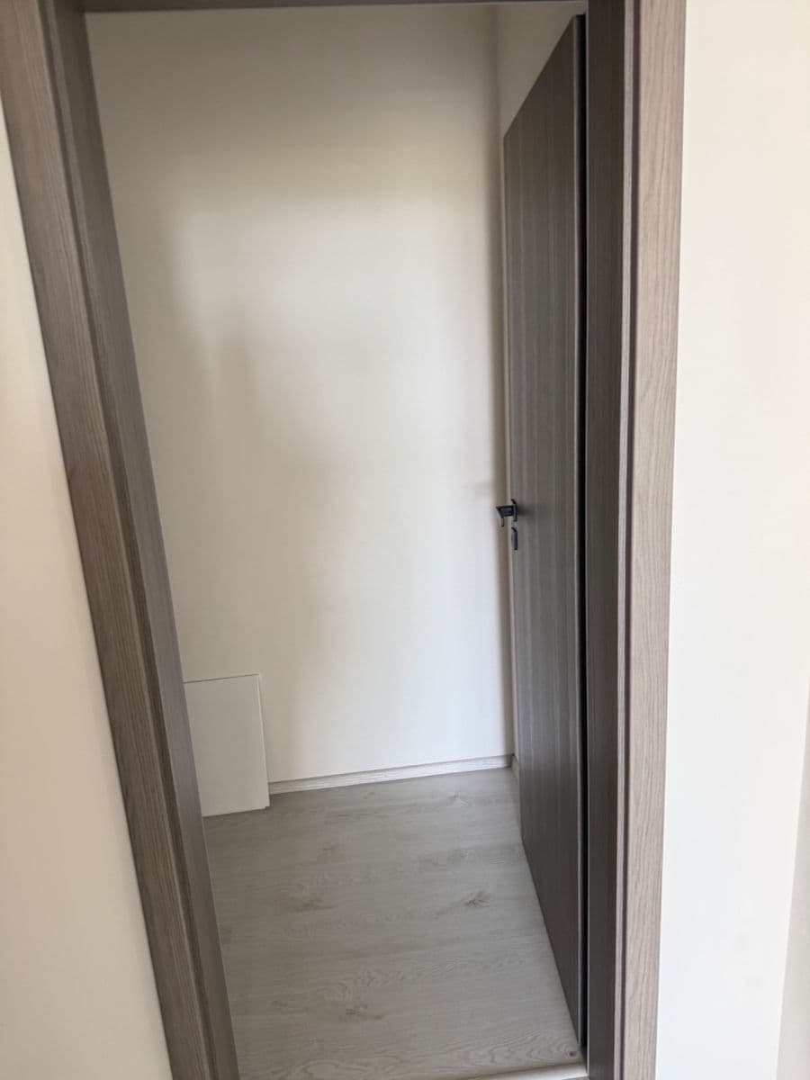 Pronájem bytu 1+kk 52 m², Na Zlaté stezce, Dobříš, Středočeský kraj Pronájem bytu 1+kk 52 m², Na Zlaté stezce, Dobříš, Středočeský kraj