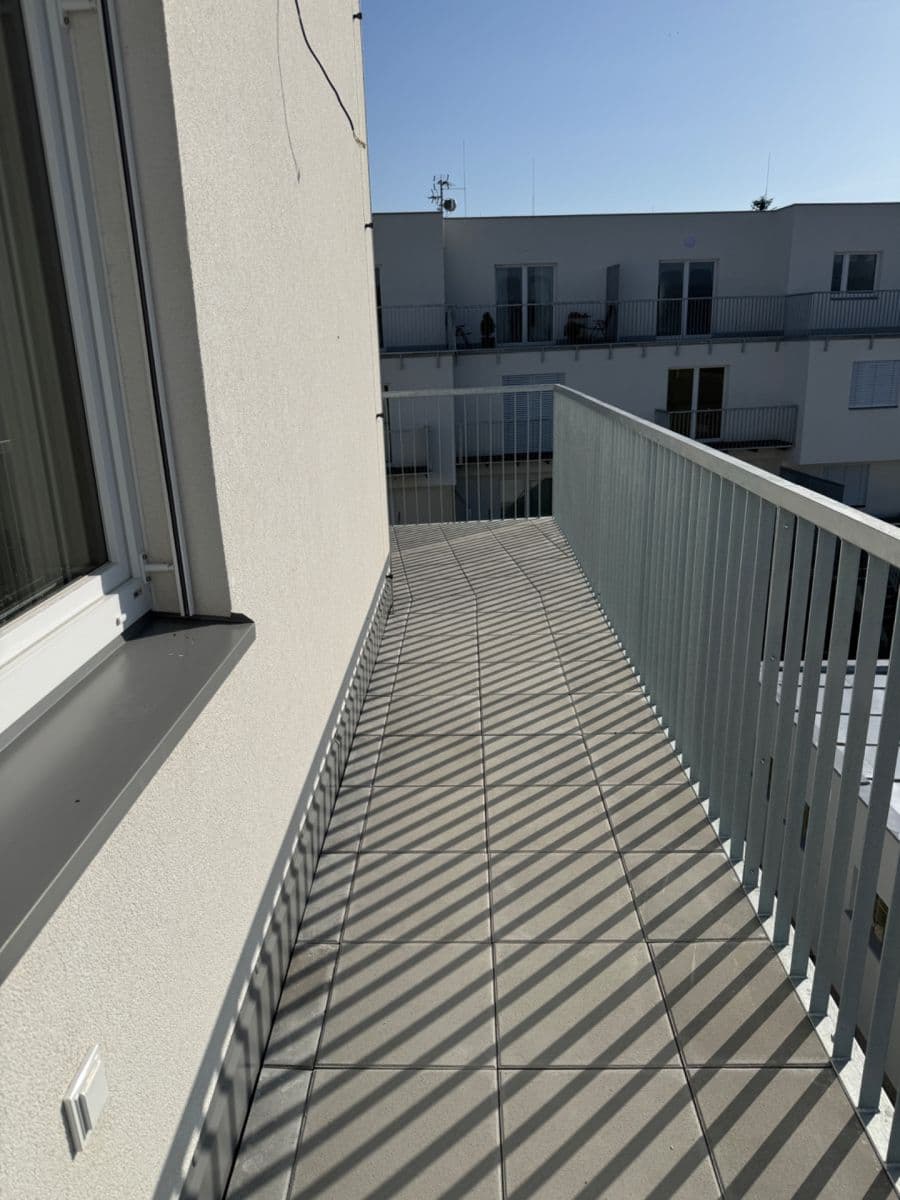 Pronájem bytu 1+kk 52 m², Na Zlaté stezce, Dobříš, Středočeský kraj Pronájem bytu 1+kk 52 m², Na Zlaté stezce, Dobříš, Středočeský kraj