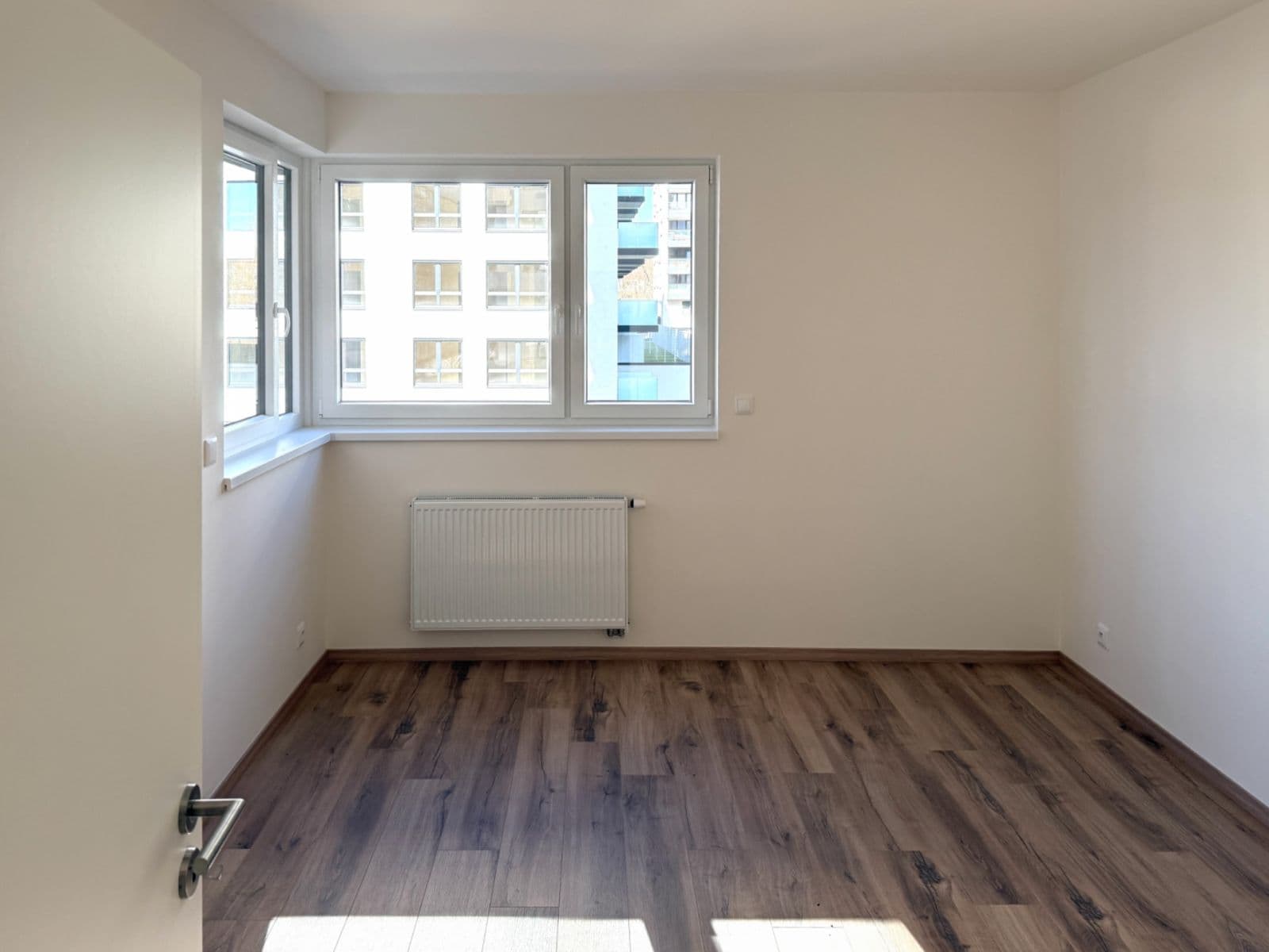 Pronájem bytu 2+kk 58 m², Pod Harfou, Praha, Praha Pronájem bytu 2+kk 58 m², Pod Harfou, Praha, Praha