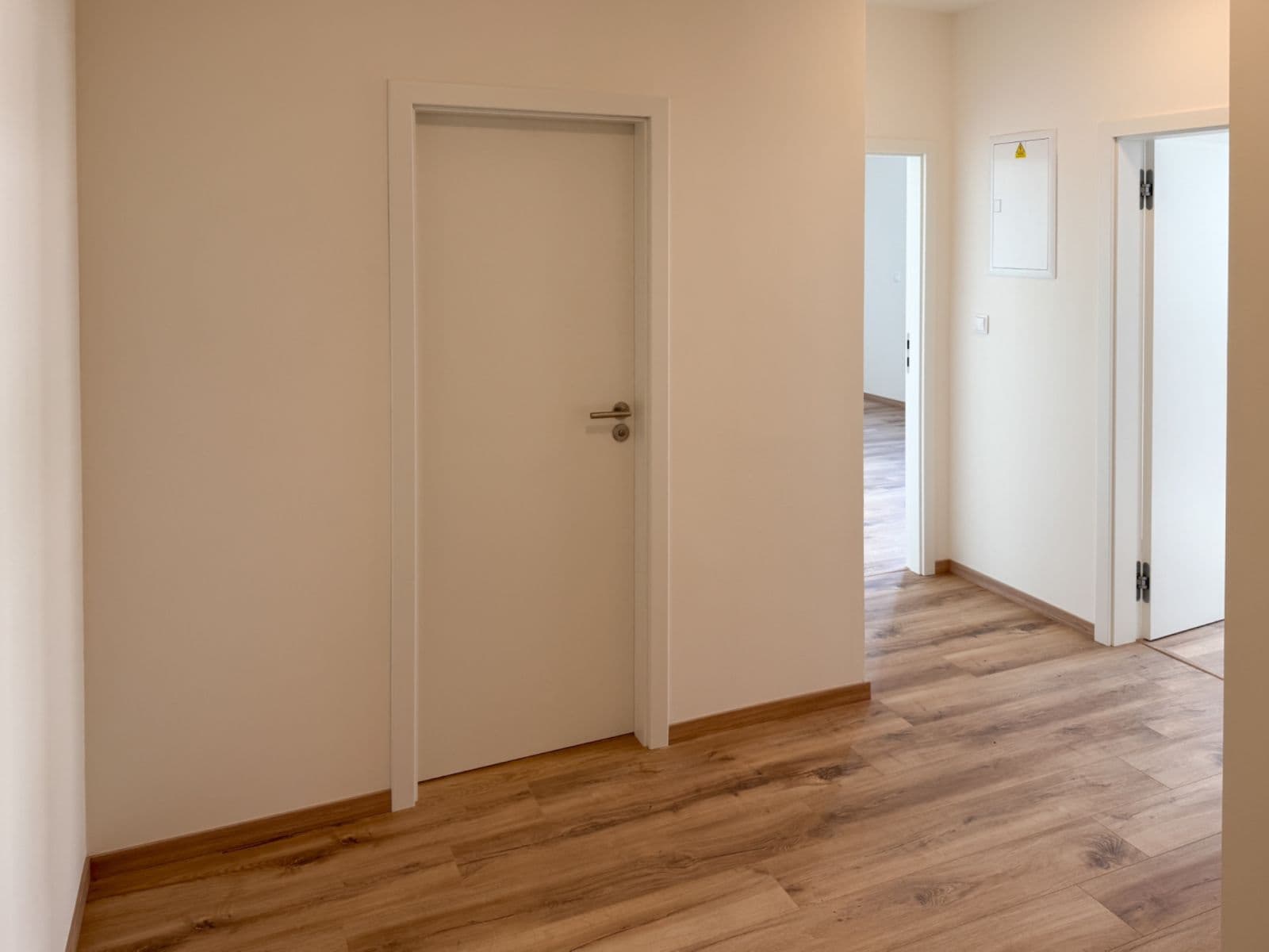 Pronájem bytu 2+kk 58 m², Pod Harfou, Praha, Praha Pronájem bytu 2+kk 58 m², Pod Harfou, Praha, Praha