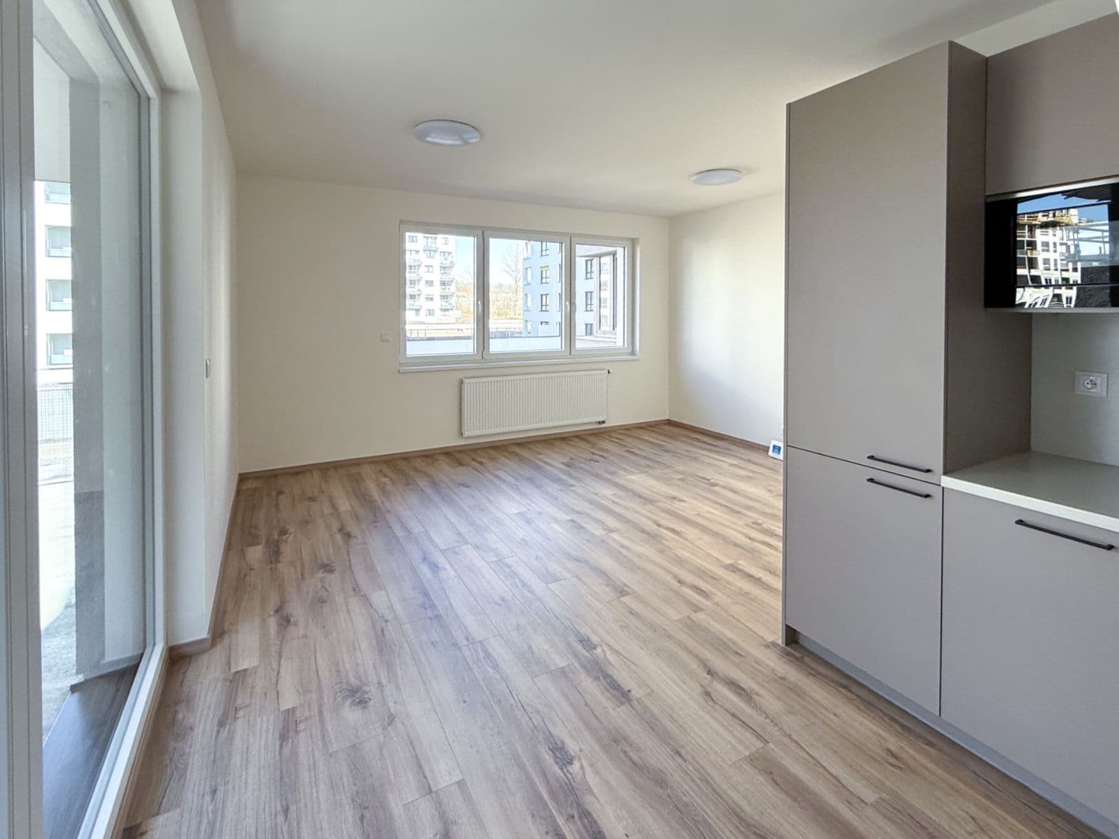 Pronájem bytu 2+kk 58 m², Pod Harfou, Praha, Praha Pronájem bytu 2+kk 58 m², Pod Harfou, Praha, Praha