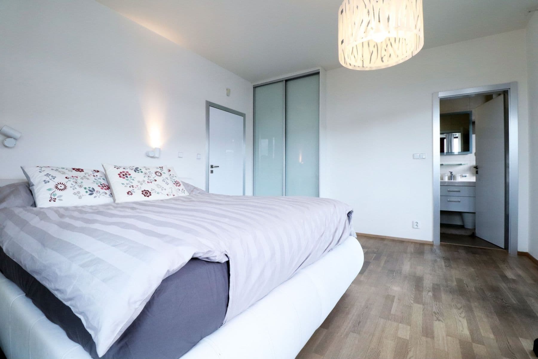 Pronájem bytu 4+kk 111 m², Musílkova, Praha, Praha Pronájem bytu 4+kk 111 m², Musílkova, Praha, Praha