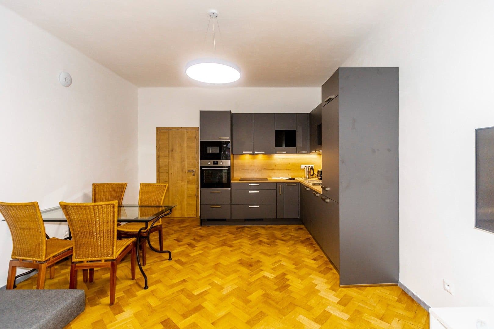 Pronájem bytu 3+1 83 m², Kubelíkova, Praha, Praha Pronájem bytu 3+1 83 m², Kubelíkova, Praha, Praha