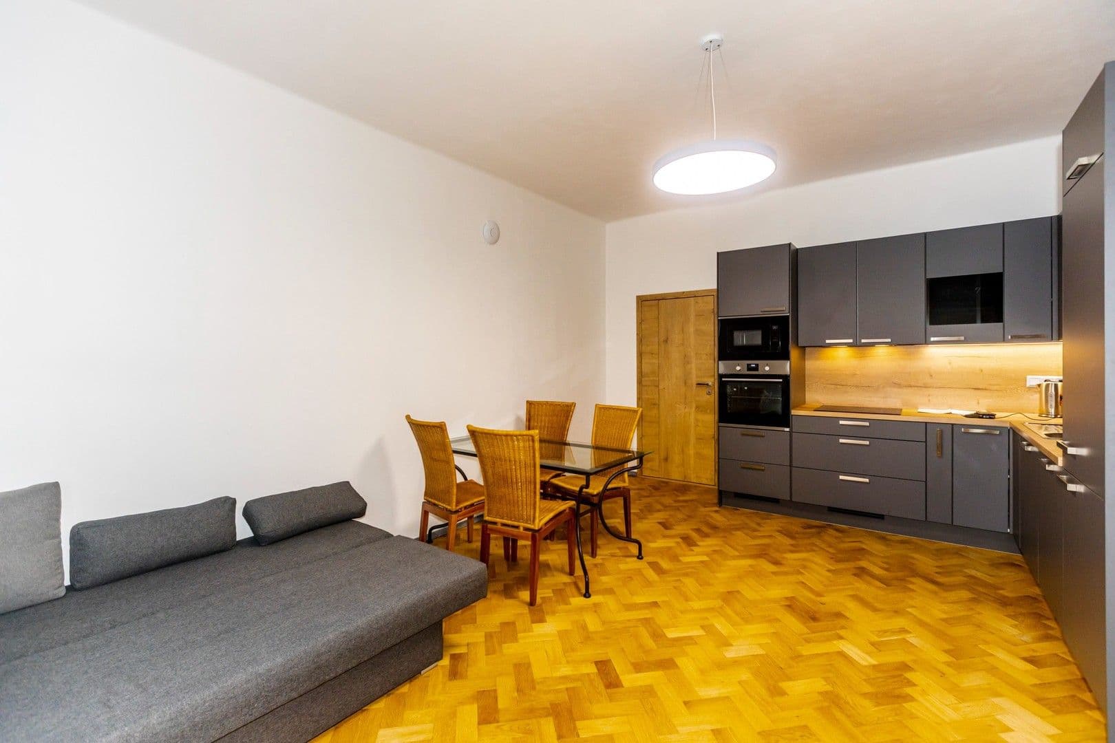 Pronájem bytu 3+1 83 m², Kubelíkova, Praha, Praha Pronájem bytu 3+1 83 m², Kubelíkova, Praha, Praha