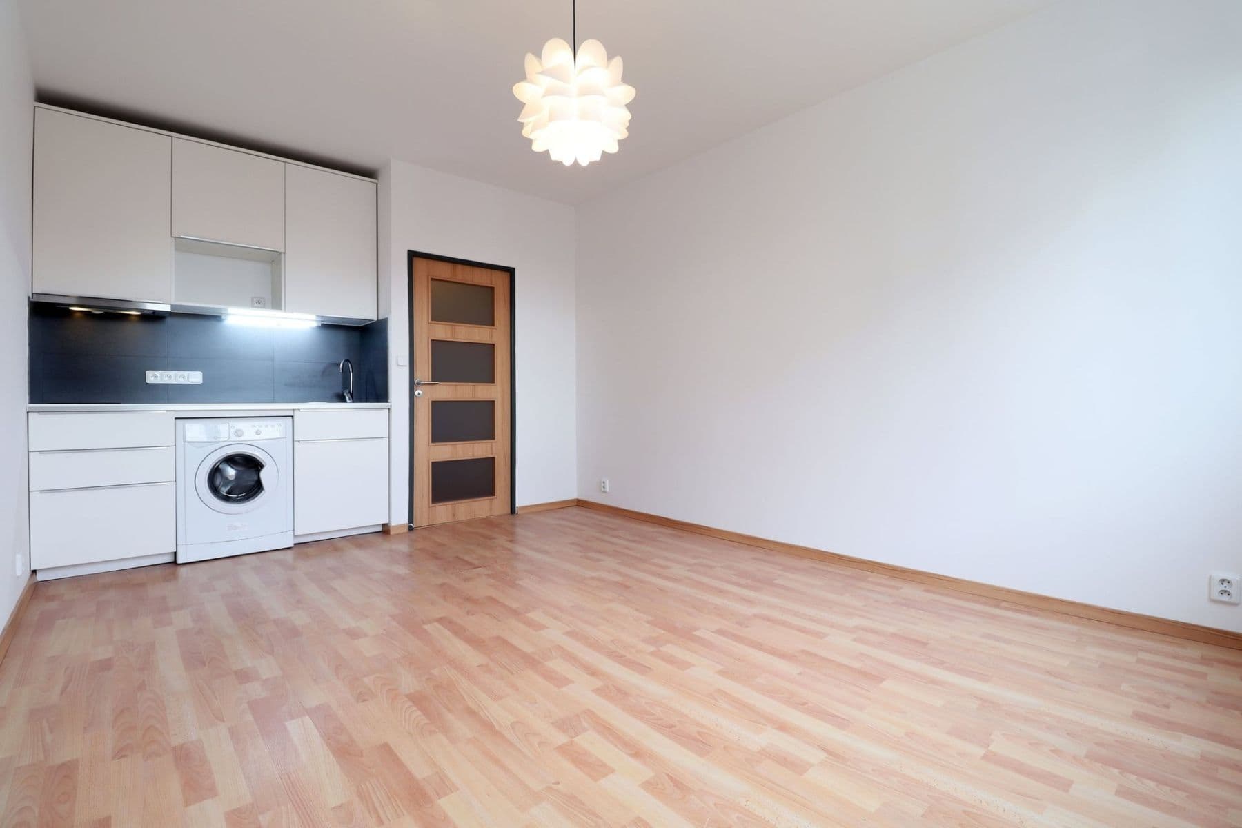 Pronájem bytu 1+kk 27 m², Bítovská, Praha, Praha Pronájem bytu 1+kk 27 m², Bítovská, Praha, Praha