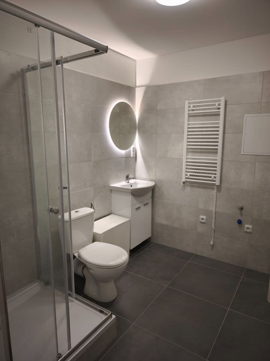 Pronájem kanceláře 94 m², U Husova sboru, Pardubice, Pardubický kraj Pronájem kanceláře 94 m², U Husova sboru, Pardubice, Pardubický kraj