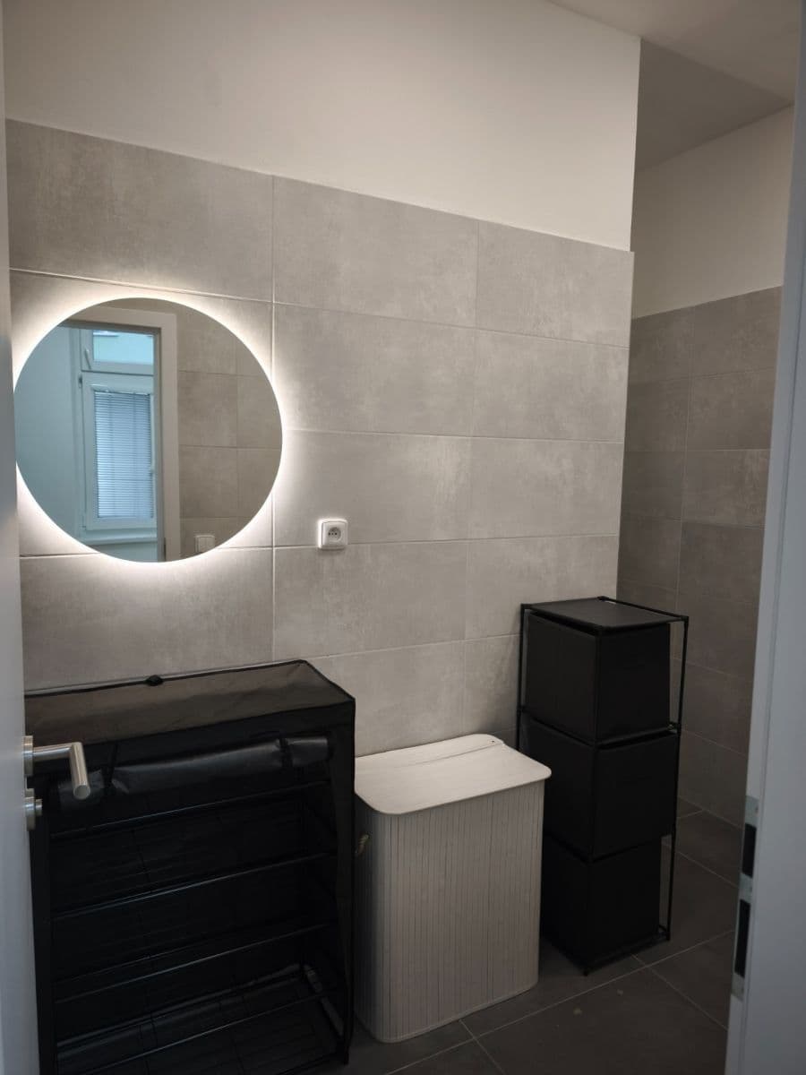 Pronájem kanceláře 94 m², U Husova sboru, Pardubice, Pardubický kraj Pronájem kanceláře 94 m², U Husova sboru, Pardubice, Pardubický kraj