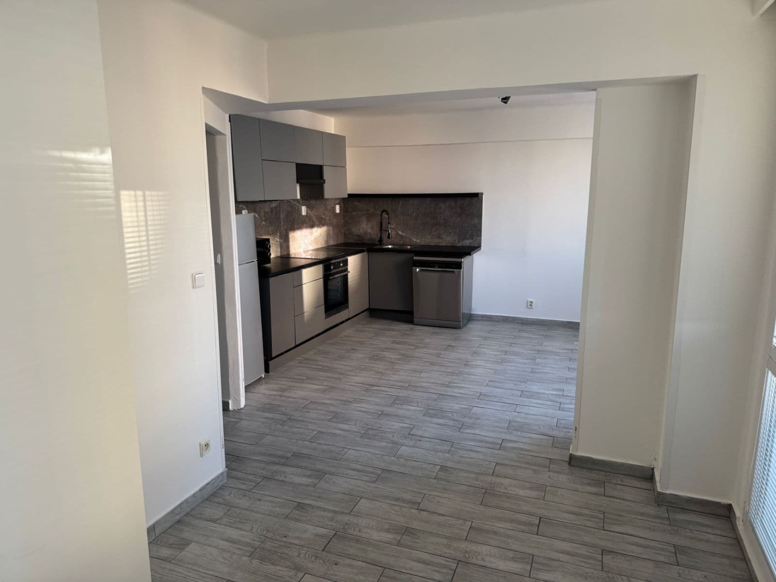 Pronájem bytu 2+kk 43 m², Evropská, Praha, Praha Pronájem bytu 2+kk 43 m², Evropská, Praha, Praha