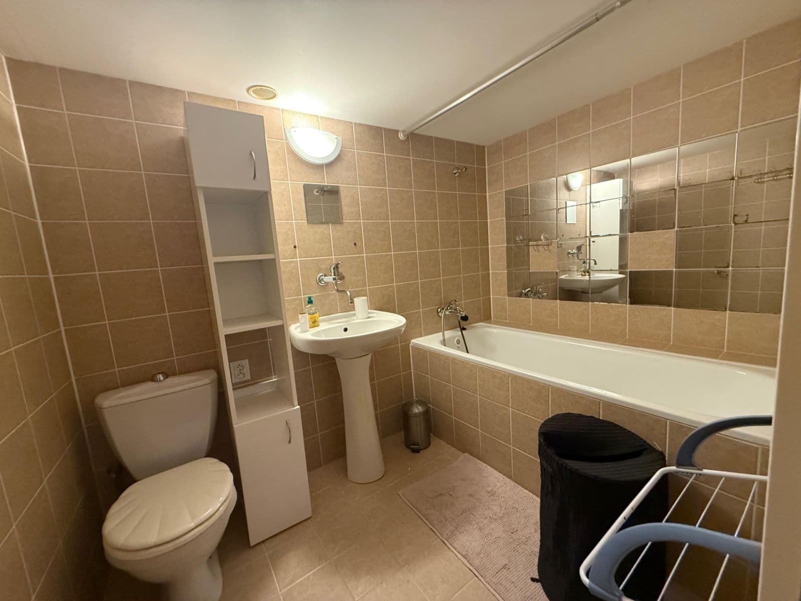 Pronájem bytu 1+1 30 m², Rezkova, Brno, Jihomoravský kraj Pronájem bytu 1+1 30 m², Rezkova, Brno, Jihomoravský kraj