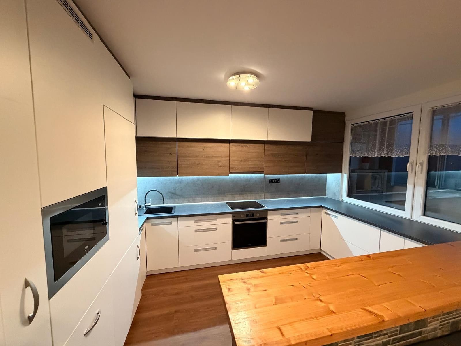 Pronájem bytu 3+kk 62 m², Tajovského, Praha, Praha Pronájem bytu 3+kk 62 m², Tajovského, Praha, Praha