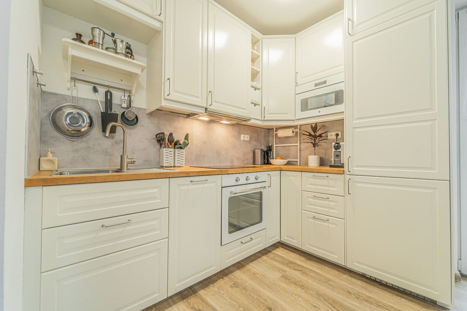 Pronájem bytu 2+kk 52 m², K Netlukám, Praha, Praha Pronájem bytu 2+kk 52 m², K Netlukám, Praha, Praha