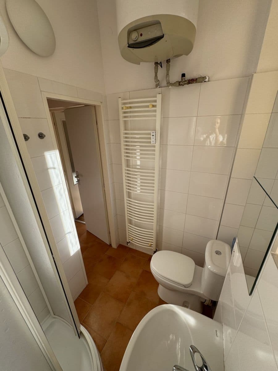 Pronájem bytu 2+kk 46 m², Oldřichova, Praha, Praha Pronájem bytu 2+kk 46 m², Oldřichova, Praha, Praha