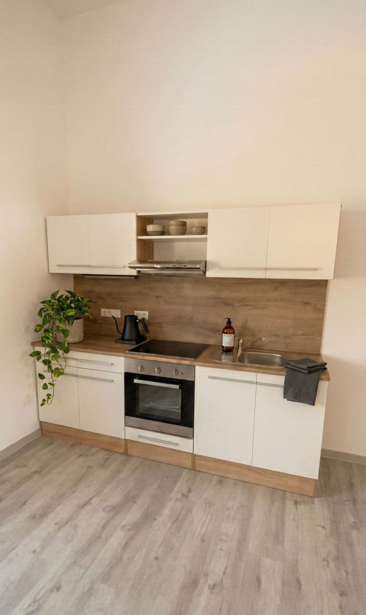 Prodej bytu 1+kk 33 m², Lázeňská, Lanškroun, Pardubický kraj Prodej bytu 1+kk 33 m², Lázeňská, Lanškroun, Pardubický kraj