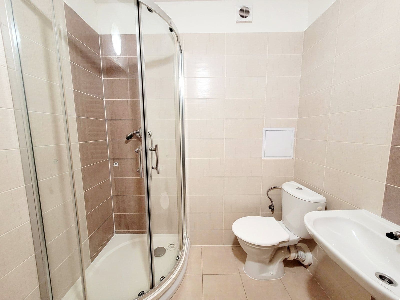 Pronájem bytu 1+kk 19 m², Hlavní třída, Havířov, Moravskoslezský kraj Pronájem bytu 1+kk 19 m², Hlavní třída, Havířov, Moravskoslezský kraj