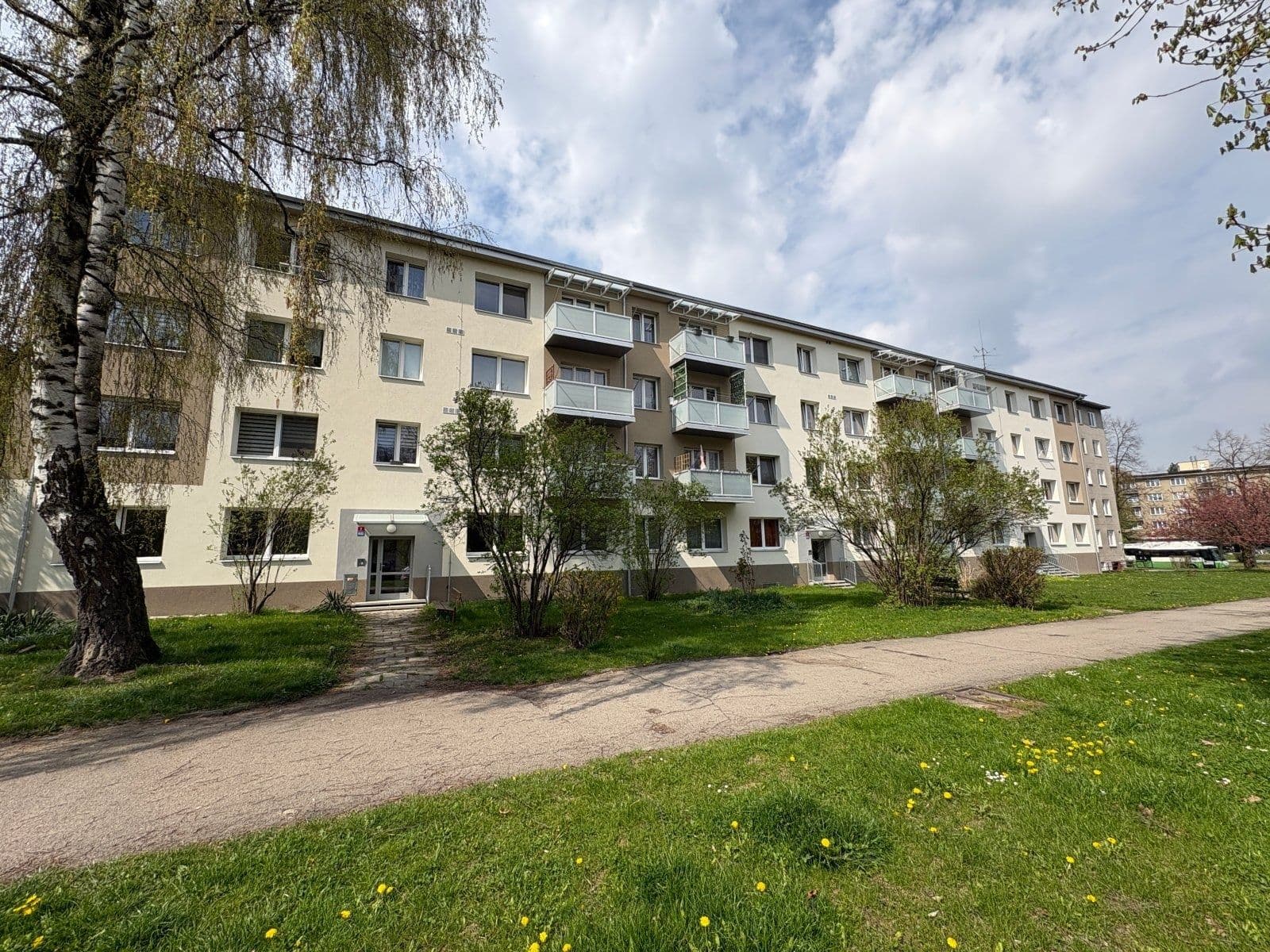 Pronájem bytu 1+kk 20 m², 1. máje, Havířov, Moravskoslezský kraj Pronájem bytu 1+kk 20 m², 1. máje, Havířov, Moravskoslezský kraj