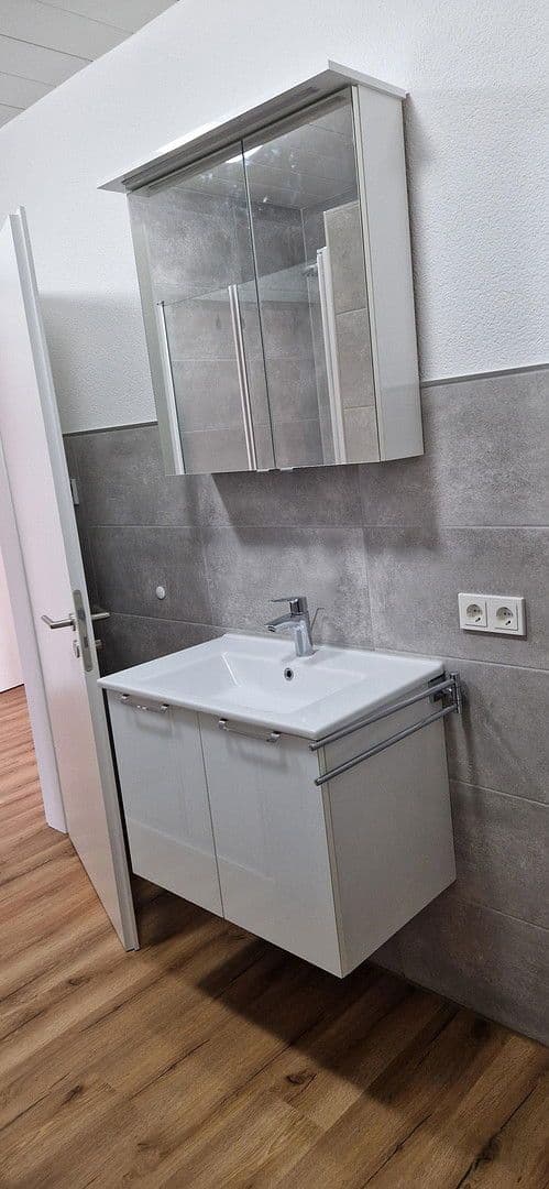 Pronájem bytu 3+1 82 m², Am Guldenbach 60a-60b, Rheinböllen, Porýní-Falc Pronájem bytu 3+1 82 m², Am Guldenbach 60a-60b, Rheinböllen, Porýní-Falc