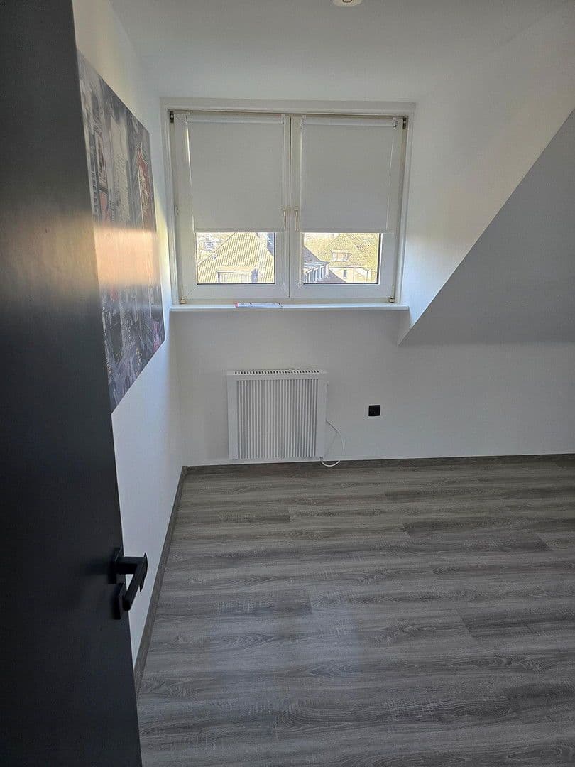 Pronájem bytu 2+1 50 m², Düsseldorfer Straße 120, Ratingen, Severní Porýní-Vestfálsko Pronájem bytu 2+1 50 m², Düsseldorfer Straße 120, Ratingen, Severní Porýní-Vestfálsko