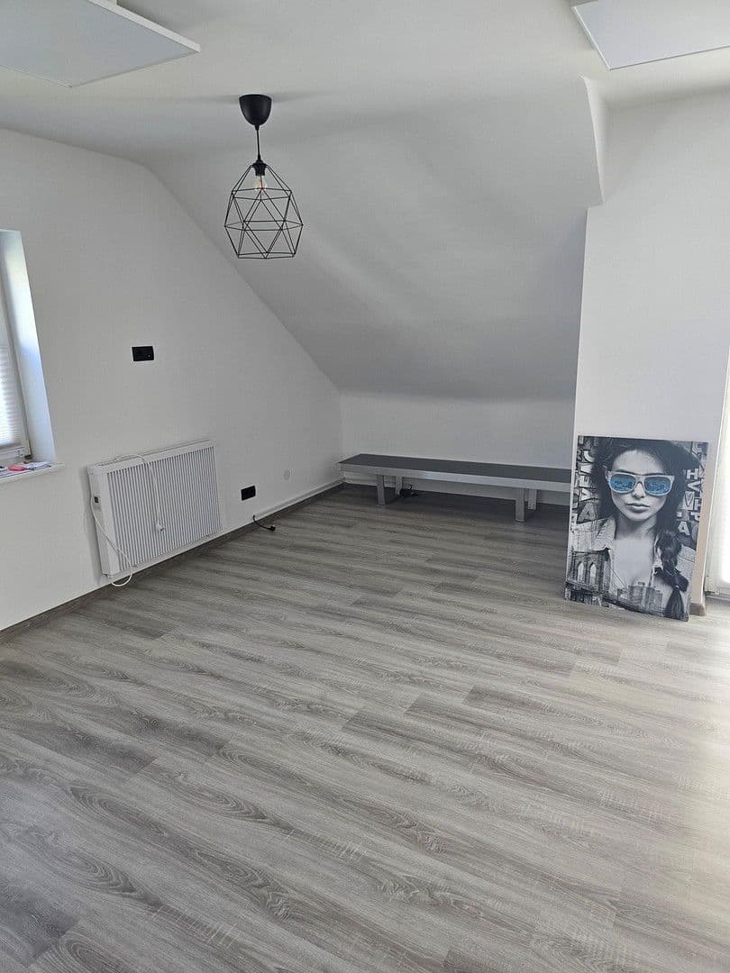 Pronájem bytu 2+1 50 m², Düsseldorfer Straße 120, Ratingen, Severní Porýní-Vestfálsko Pronájem bytu 2+1 50 m², Düsseldorfer Straße 120, Ratingen, Severní Porýní-Vestfálsko