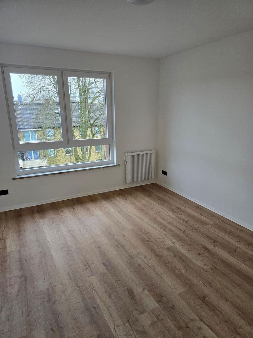 Pronájem bytu 2+1 50 m², Tilsiter Straße 3, Heiligenhaus, Severní Porýní-Vestfálsko Pronájem bytu 2+1 50 m², Tilsiter Straße 3, Heiligenhaus, Severní Porýní-Vestfálsko