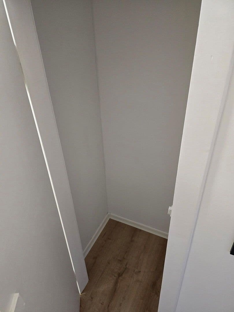 Pronájem bytu 2+1 50 m², Tilsiter Straße 3, Heiligenhaus, Severní Porýní-Vestfálsko Pronájem bytu 2+1 50 m², Tilsiter Straße 3, Heiligenhaus, Severní Porýní-Vestfálsko