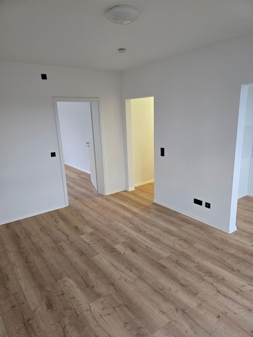 Pronájem bytu 2+1 50 m², Tilsiter Straße 3, Heiligenhaus, Severní Porýní-Vestfálsko Pronájem bytu 2+1 50 m², Tilsiter Straße 3, Heiligenhaus, Severní Porýní-Vestfálsko