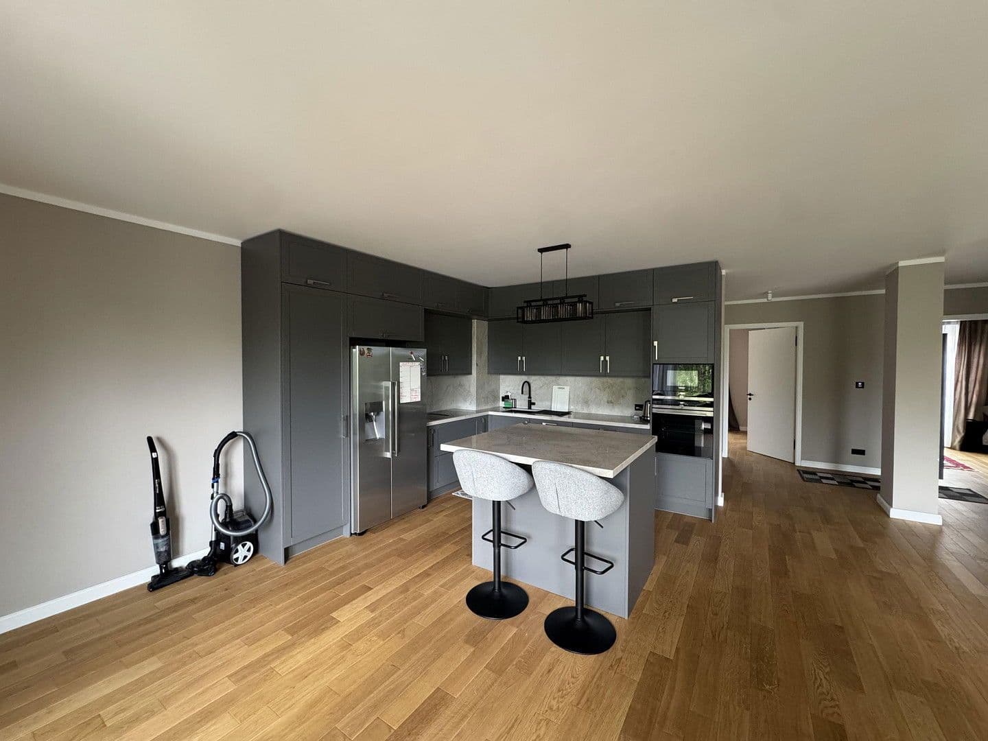 Prodej bytu 3+1 120 m², Charlottenburger Ufer 14, Berlin, Berlín Prodej bytu 3+1 120 m², Charlottenburger Ufer 14, Berlin, Berlín