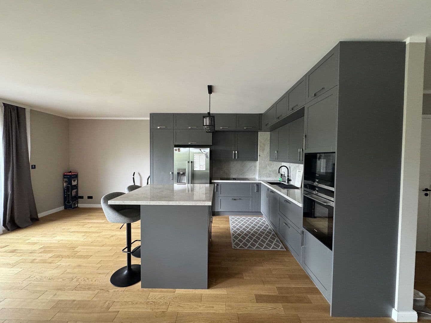 Prodej bytu 3+1 120 m², Charlottenburger Ufer 14, Berlin, Berlín Prodej bytu 3+1 120 m², Charlottenburger Ufer 14, Berlin, Berlín