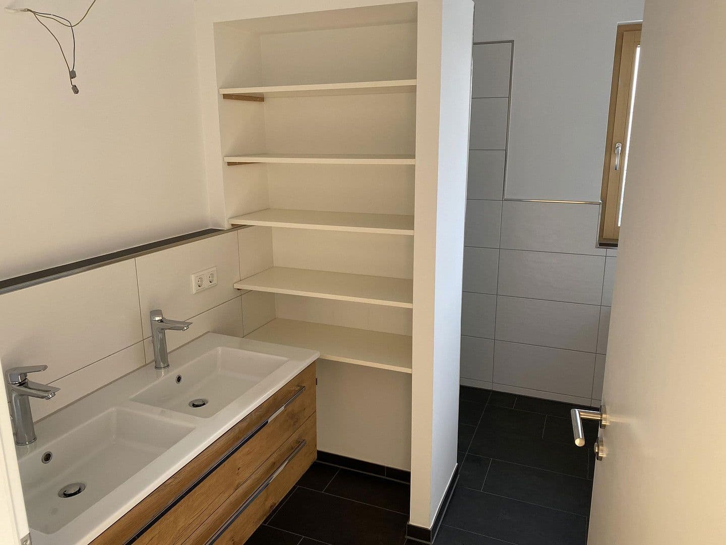 Pronájem bytu 3+1 86 m², Neusatzer Straße 5, München, Bavorsko Pronájem bytu 3+1 86 m², Neusatzer Straße 5, München, Bavorsko