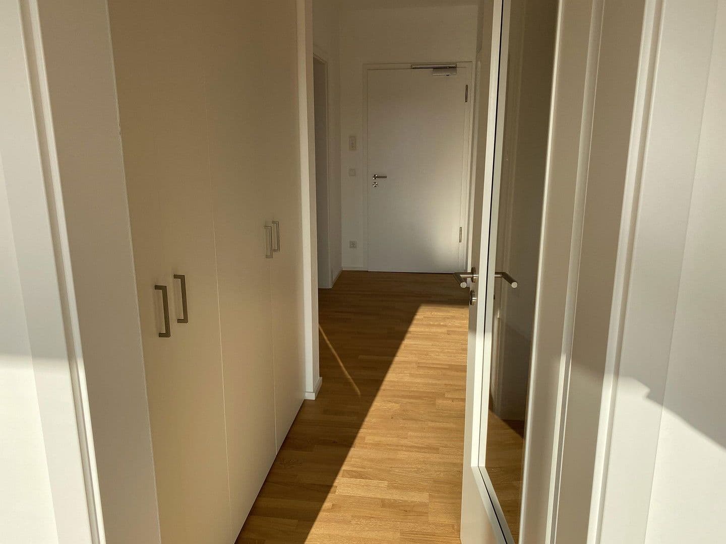 Pronájem bytu 3+1 86 m², Neusatzer Straße 5, München, Bavorsko Pronájem bytu 3+1 86 m², Neusatzer Straße 5, München, Bavorsko