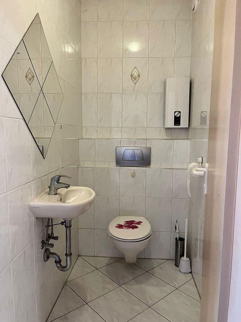 Prodej bytu 4+1 109 m², Schöneck, Hessen Prodej bytu 4+1 109 m², Schöneck, Hessen