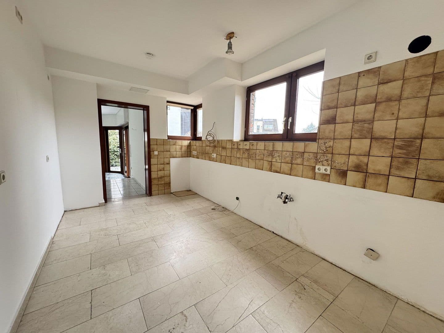 Pronájem bytu 4+1 109 m², Drosselweg 47, Bergisch Gladbach, Severní Porýní-Vestfálsko Pronájem bytu 4+1 109 m², Drosselweg 47, Bergisch Gladbach, Severní Porýní-Vestfálsko