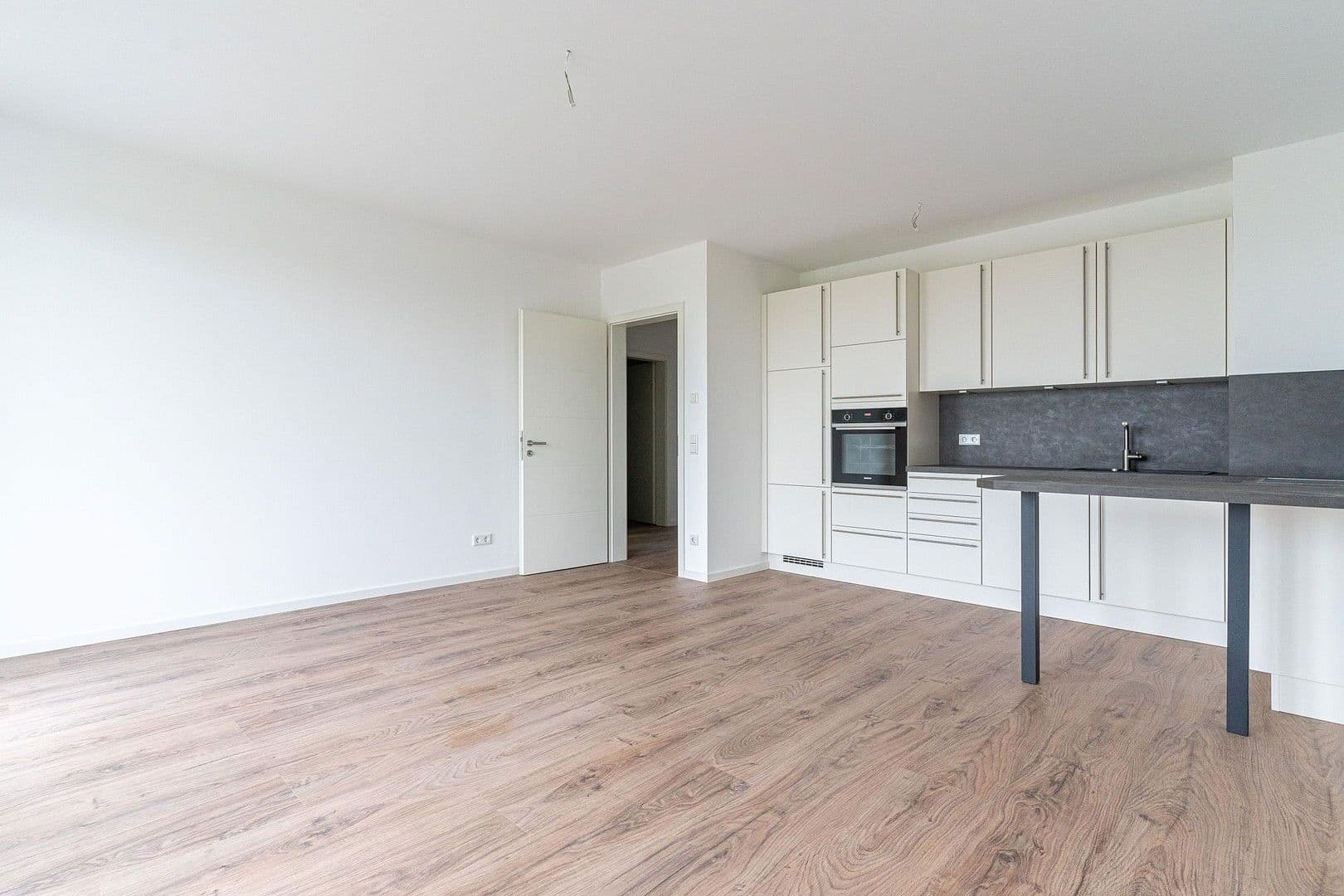 Pronájem bytu 2+1 63 m², Straße am Berg 19f, Bentwisch, Mecklenburg-Vorpommern Pronájem bytu 2+1 63 m², Straße am Berg 19f, Bentwisch, Mecklenburg-Vorpommern