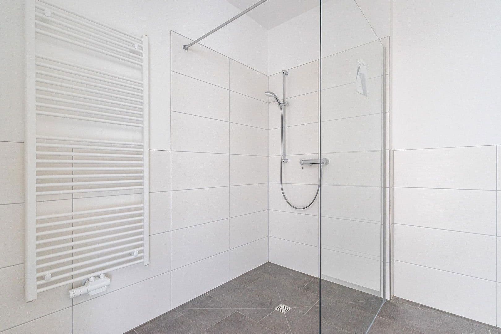 Pronájem bytu 2+1 63 m², Straße am Berg 19f, Bentwisch, Mecklenburg-Vorpommern Pronájem bytu 2+1 63 m², Straße am Berg 19f, Bentwisch, Mecklenburg-Vorpommern