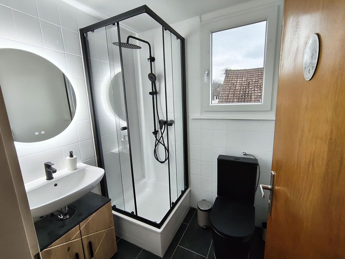 Pronájem bytu 2+1 50 m², Grenzach-Wyhlen, Bádensko-Württembersko Pronájem bytu 2+1 50 m², Grenzach-Wyhlen, Bádensko-Württembersko