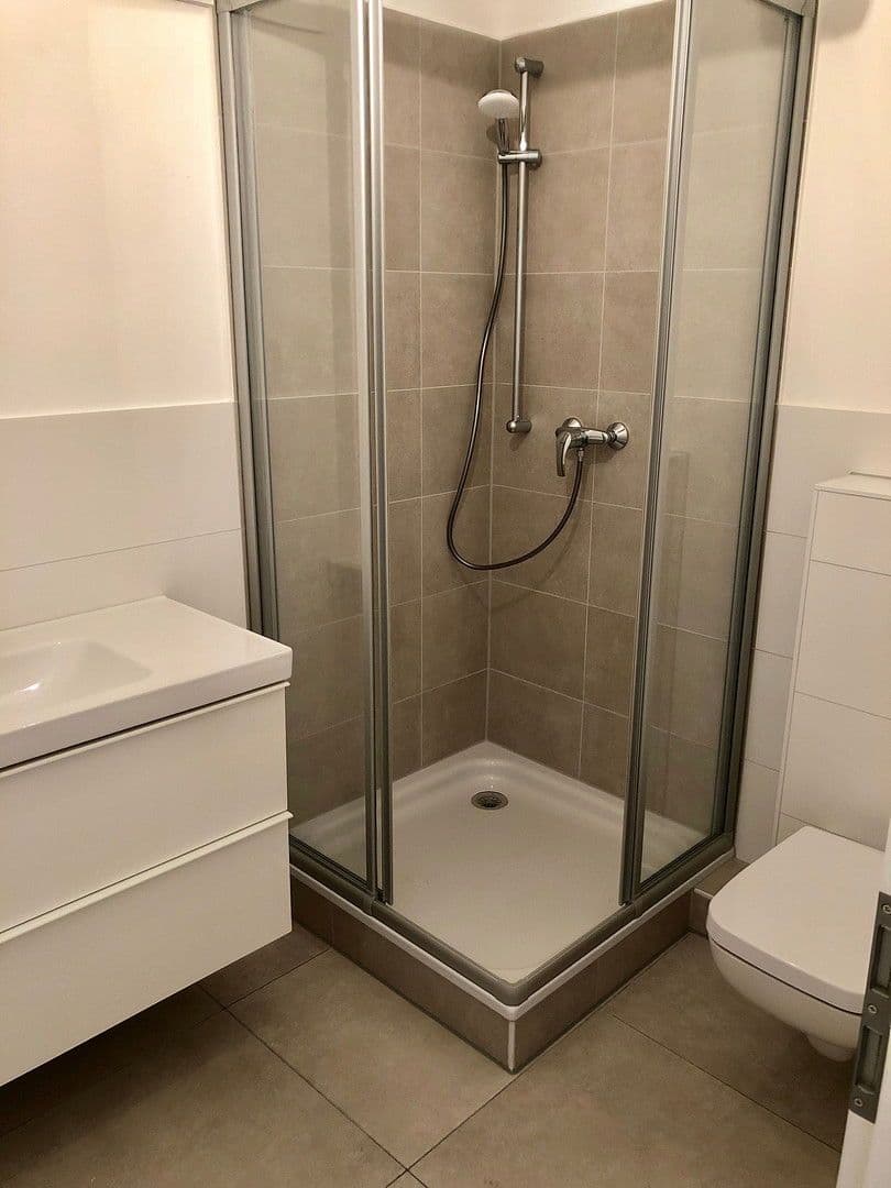 Pronájem bytu 2+1 55 m², berlin, Berlín Pronájem bytu 2+1 55 m², berlin, Berlín